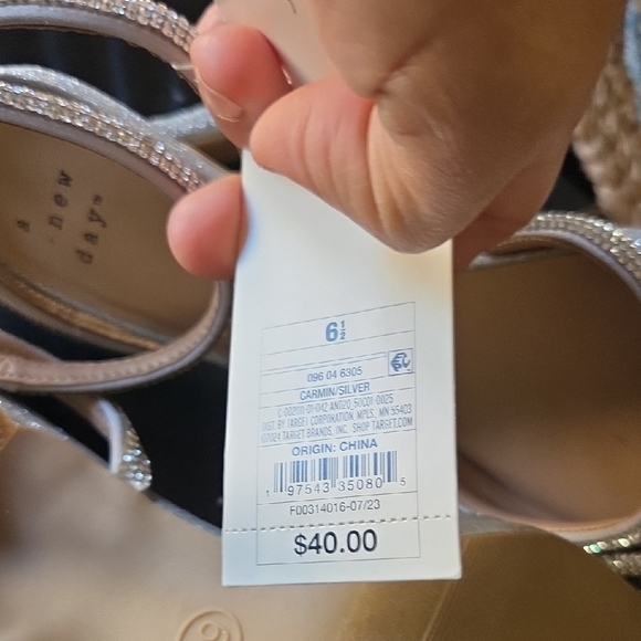 NWT a new day Silver Glitter Bow Pointed Toe Ankle Strap Flats Size 6.5 - Picture 11 of 12